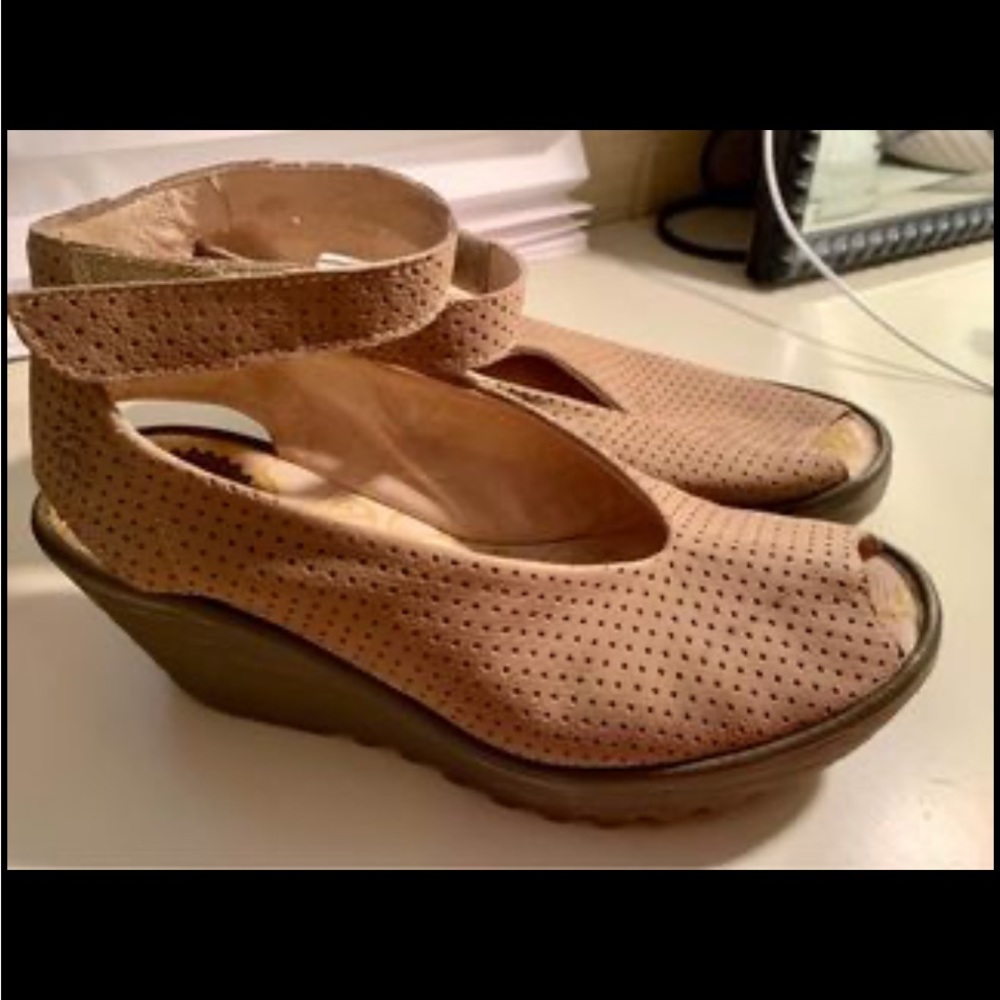 Size 9 Fly London shoes